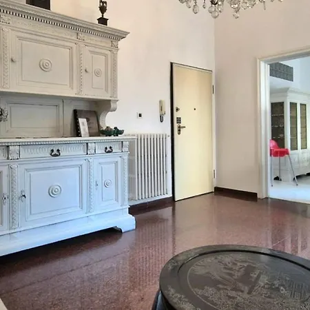 Giotto Al Mare By Belcantovillas Lejlighed Viareggio